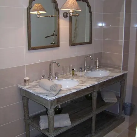 Chambres D'hotes Le Clos Bel Ami Couette-café 4*